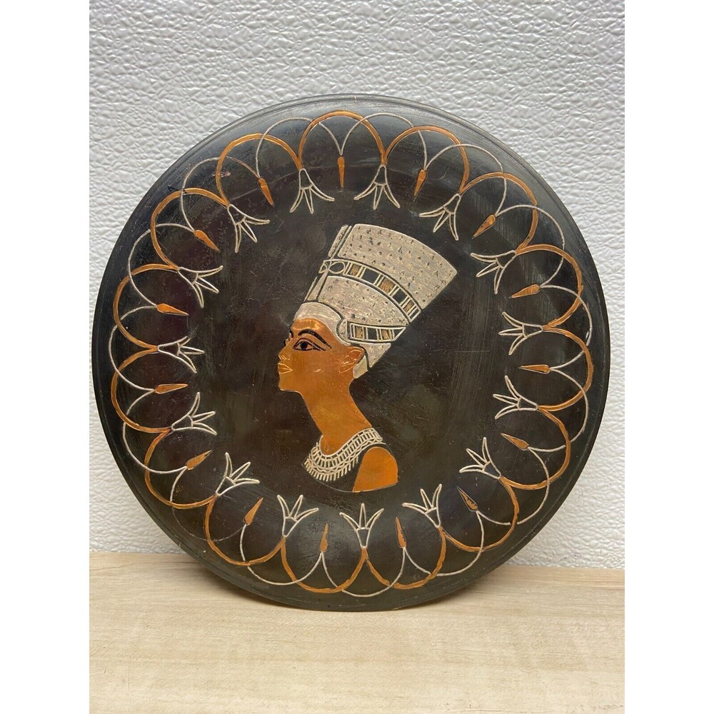 Vtg Nefertiti Hand Tooled Copper 10" Plate Wall Hanging